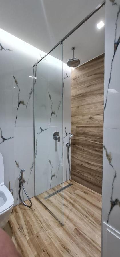Sarandë Luxurious Apartament 아파트 외부 사진