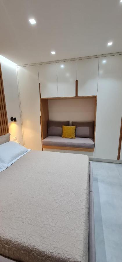 Sarandë Luxurious Apartament 아파트 외부 사진